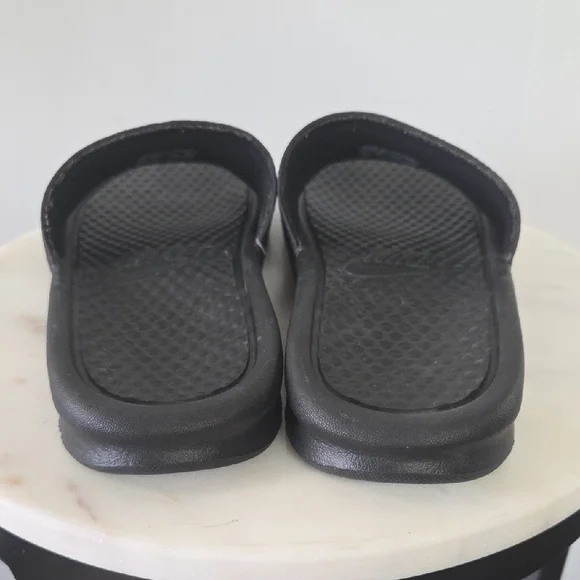 Nike Black Slides with Metallic Logo Size 7 - Picture 4 of 5